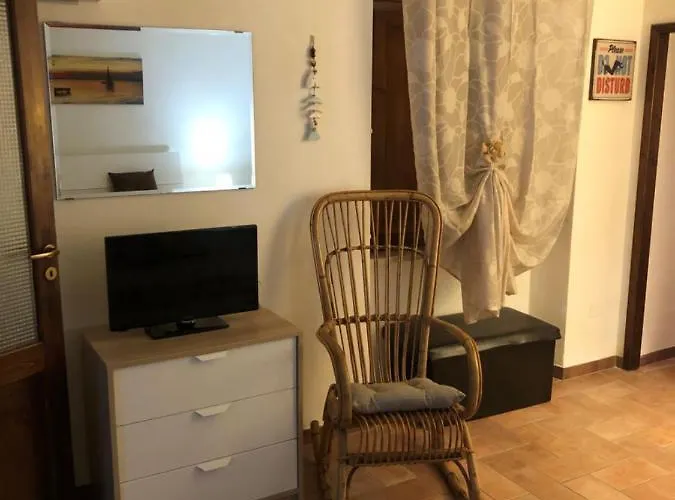La Casa Di Zoe Campiglia Marittima